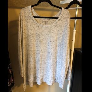 Heathered grey long sleeve